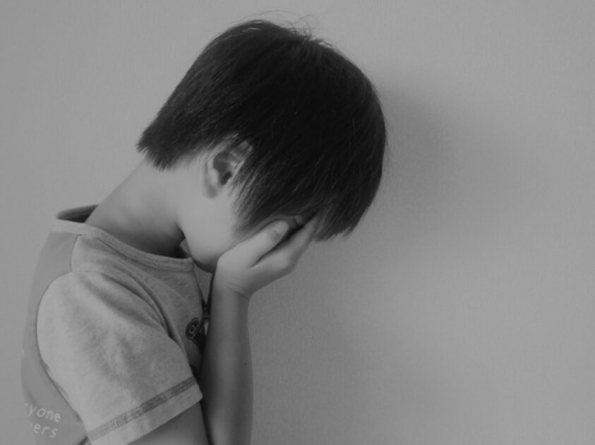 小学校時代、当たり前かのように吃音について差別されていた。